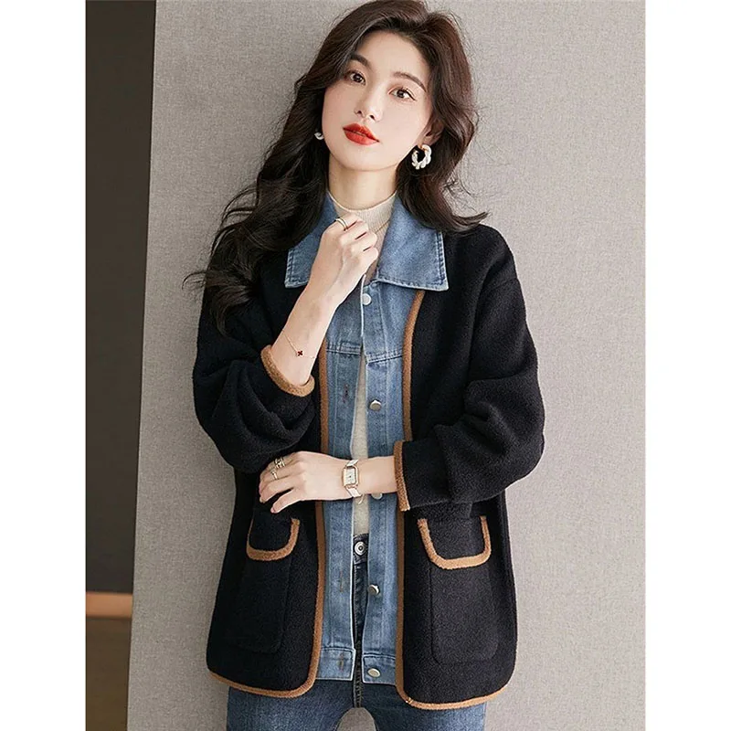 Korean Women Long Sleeves Cowboy Outwear 2025 Femme Large Size 4XL Patchwork Coat Autumn Ladies Leisure Fake Two Pieces Jacket
Korean Women Long Sleeves Cowboy Outwear 2025 Femme Large Size 4XL Patchwork Coat Autumn Ladies Leisure Fake Two Pieces Jacket