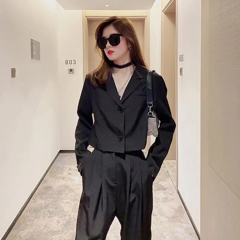 Women Suits Autumn Spring Fashion Short Coat Wide Leg Pants 2 Piece Set Office Lady Euro-America Style All-match
Women Suits Autumn Spring Fashion Short Coat Wide Leg Pants 2 Piece Set Office Lady Euro-America Style All-match