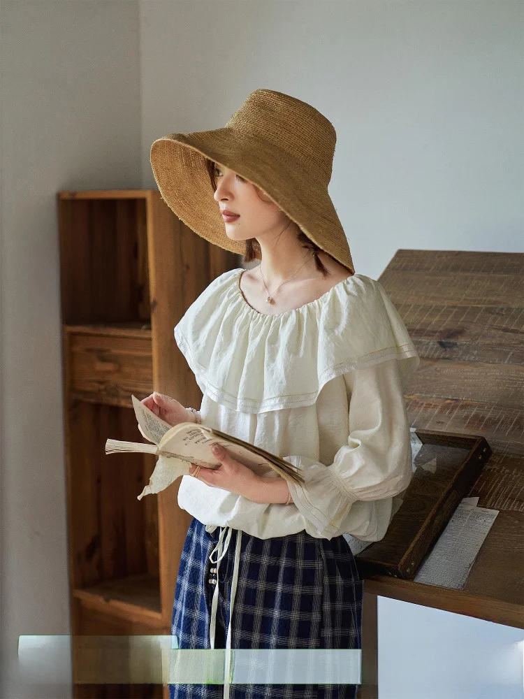 French Style Loose Fit Shirt with Candy Sleeves And Lace Collar by LE BEMIO Summer 2025 Pure Color Long Sleeve Crew Neck
French Style Loose Fit Shirt with Candy Sleeves And Lace Collar by LE BEMIO Summer 2025 Pure Color Long Sleeve Crew Neck