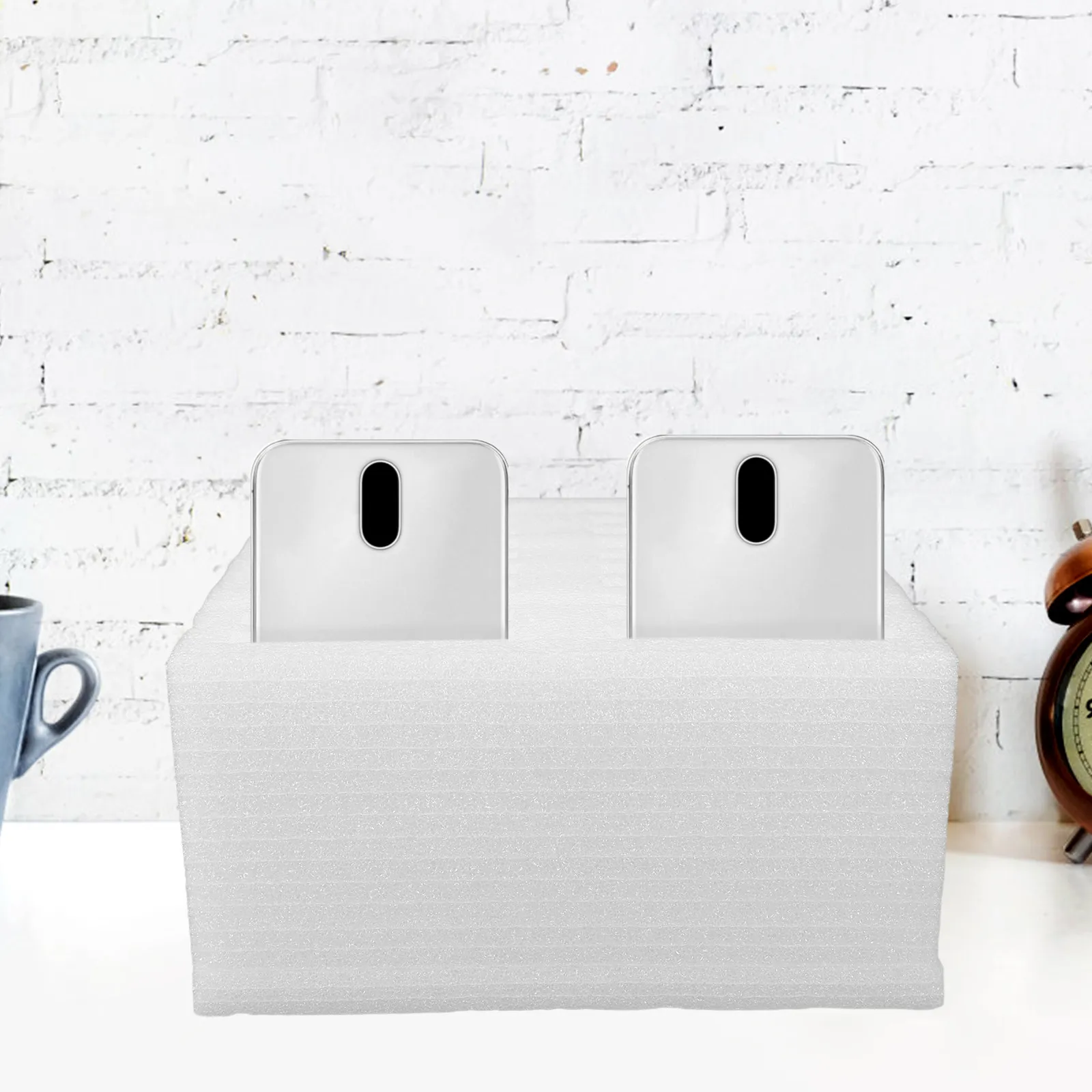20-Compartment Mobile Phone Organizer Cell Phone Storage Box for Classroom Office Desktop Organizer Pearl Cotton Protective
20-Compartment Mobile Phone Organizer Cell Phone Storage Box for Classroom Office Desktop Organizer Pearl Cotton Protective