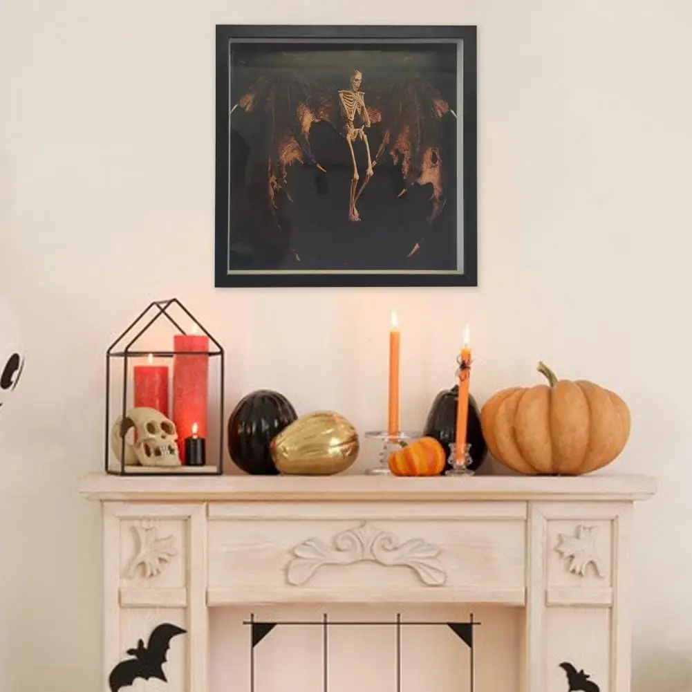 Horror-themed Home Decor Spooky Halloween Bat Winged Demon Skeleton Decoration Black Frame Resin Ornament Hanging Bat Skeleton
Horror-themed Home Decor Spooky Halloween Bat Winged Demon Skeleton Decoration Black Frame Resin Ornament Hanging Bat Skeleton