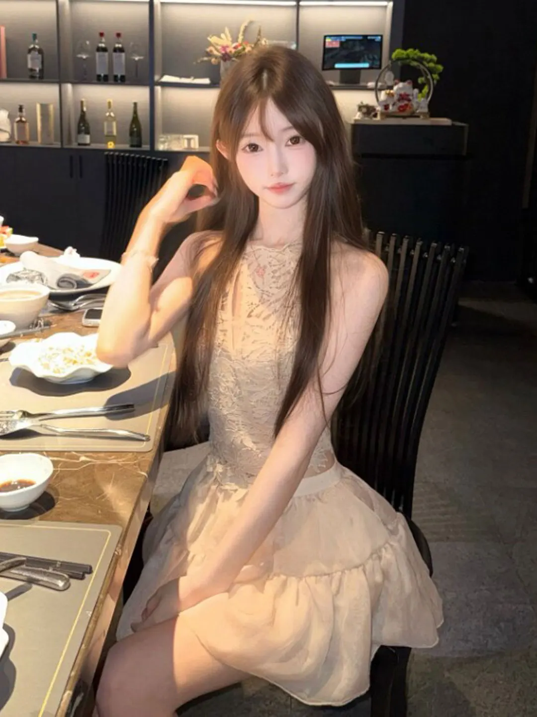 Unique Lace Top And Half Skirt Two-Piece Set Anti-Aging Summer Fashion Casual Style Comfortable Cotton Mid-Waist Design
Unique Lace Top And Half Skirt Two-Piece Set Anti-Aging Summer Fashion Casual Style Comfortable Cotton Mid-Waist Design