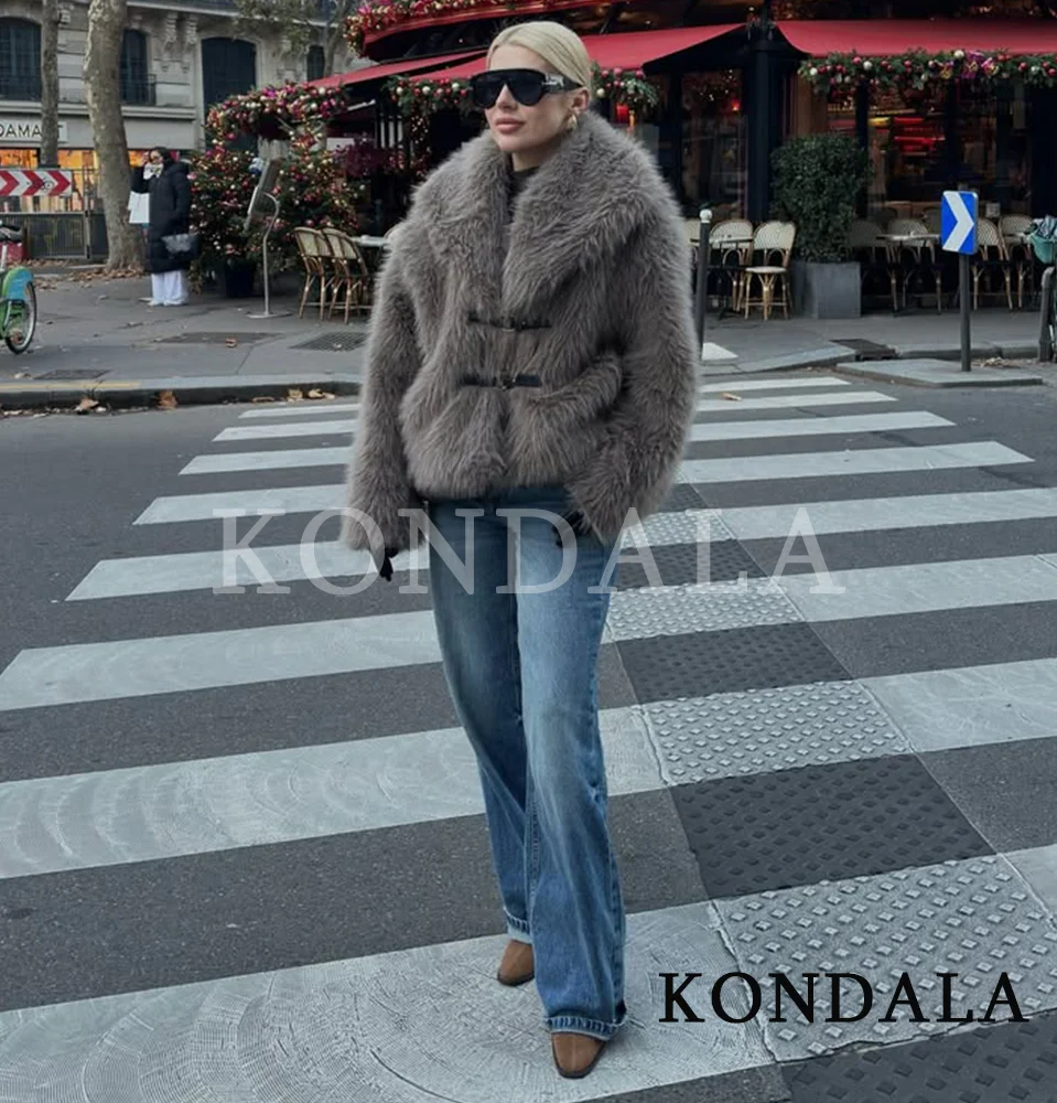 KONDALA Women Elegant Faux Fur Short Jacket Button-Down Lapel Jacket New 2025 Autumn/Winter Fashion Party High Street Lady Coat
KONDALA Women Elegant Faux Fur Short Jacket Button-Down Lapel Jacket New 2025 Autumn/Winter Fashion Party High Street Lady Coat