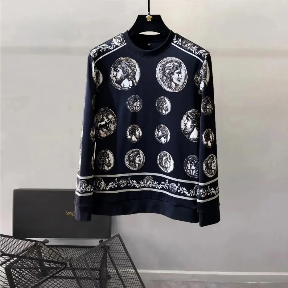 Europe and the United States men's 2023 winter new Long sleeve round neck palace vintage print Fashionable velvet hoodie
Europe and the United States men's 2023 winter new Long sleeve round neck palace vintage print Fashionable velvet hoodie