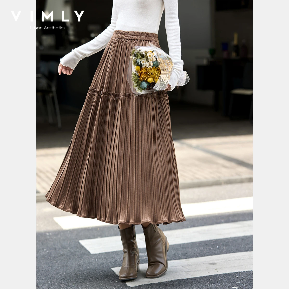 VIMLY Long Skirt Women Elegant Pleated Brown A-Line Woman Skirts Winter Autumn 2025 French Splice Design Ladies Maxi Skirt A2391
VIMLY Long Skirt Women Elegant Pleated Brown A-Line Woman Skirts Winter Autumn 2025 French Splice Design Ladies Maxi Skirt A2391