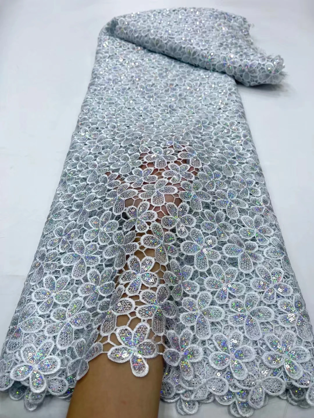 Latest African Velvet Sequined Lace Fabric 2024 High Quality Embroidery Nigerian Shiny French Mesh Lace Fabric For Wedding Sew
Latest African Velvet Sequined Lace Fabric 2024 High Quality Embroidery Nigerian Shiny French Mesh Lace Fabric For Wedding Sew