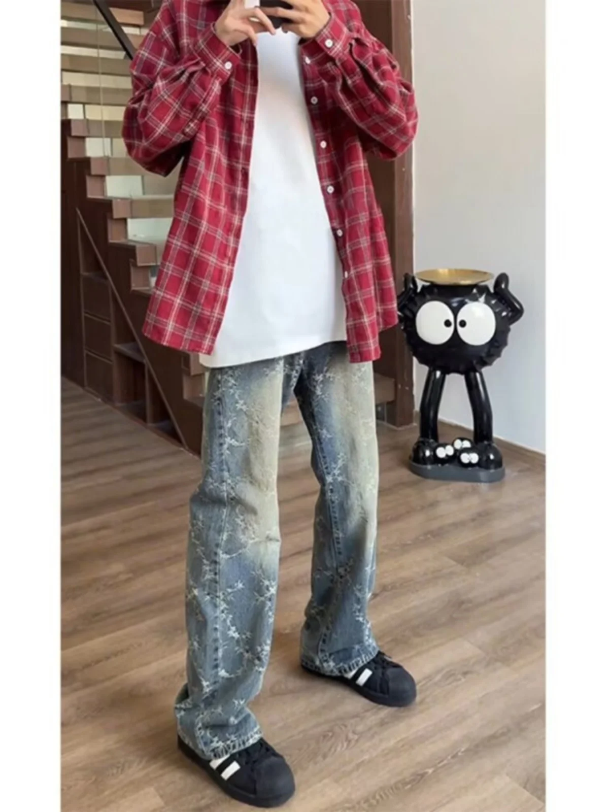 Light Blue Thistle Embroidered Men's Jeans Straight Leg Flared Pants American Vibe Youth Faion Long Trousers Autumn Season
Light Blue Thistle Embroidered Men's Jeans Straight Leg Flared Pants American Vibe Youth Faion Long Trousers Autumn Season