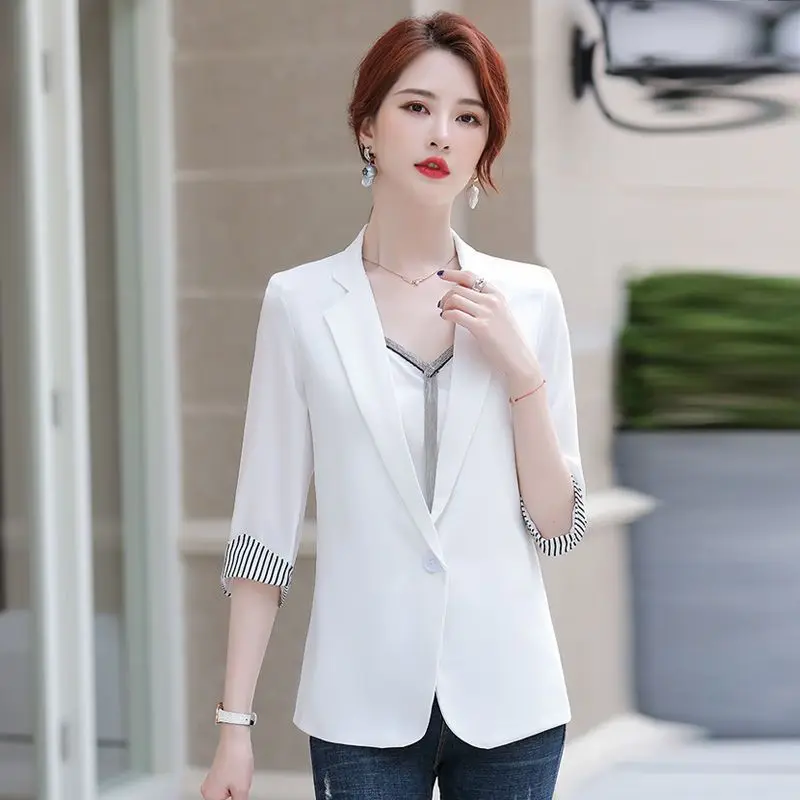 Blazers Women Loose Solid Single-breasted Chic Korean Fashion All-match New Casual Office Lady Streetwear Suncreen Outwear A296
Blazers Women Loose Solid Single-breasted Chic Korean Fashion All-match New Casual Office Lady Streetwear Suncreen Outwear A296
