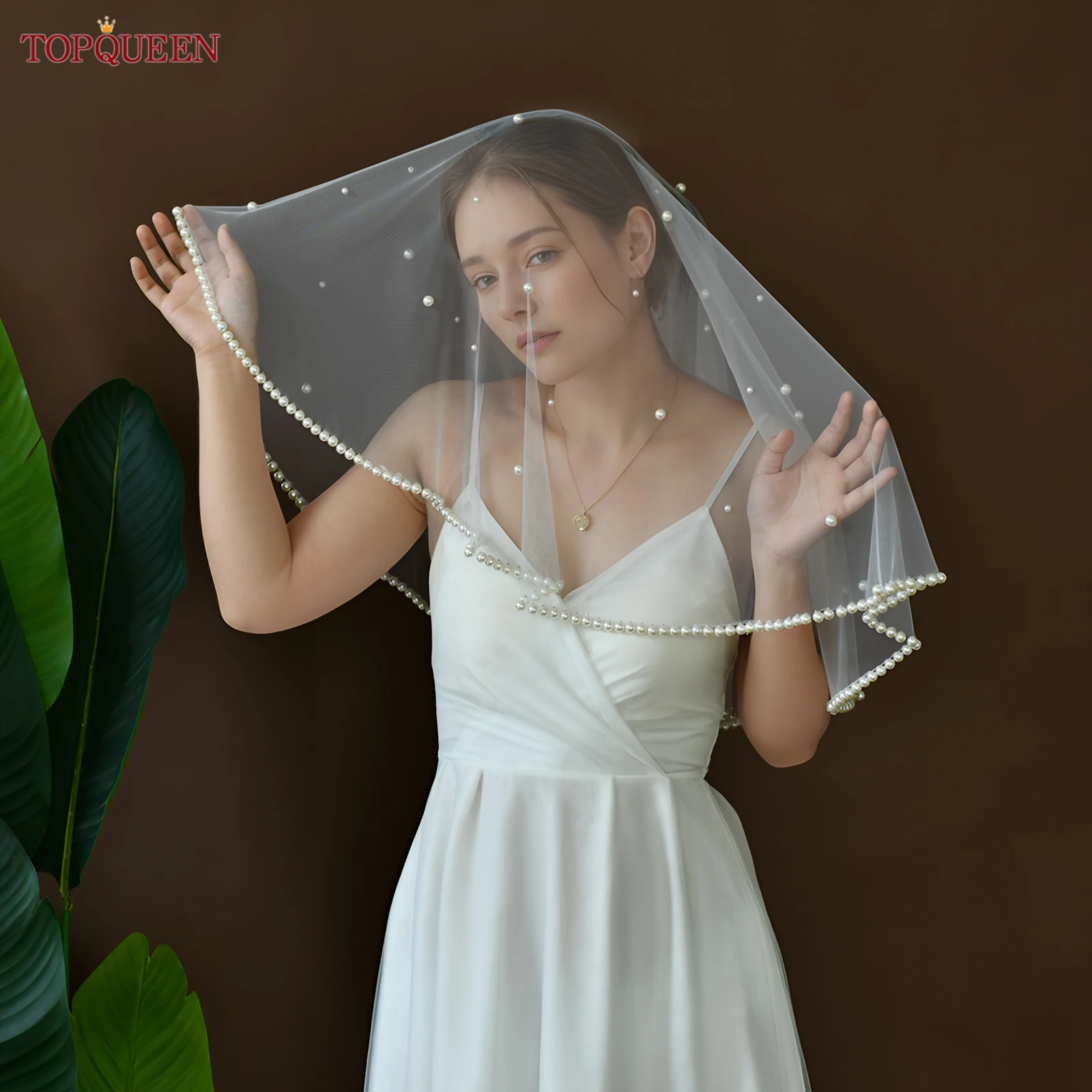 TOPQUEEN V266 Свадебная фата с жемчугом и бисером, шарф, закрывающая лицо, фата, свадебные аксессуары, короткие роскошные элегантные настраиваемые
TOPQUEEN V266 Свадебная фата с жемчугом и бисером, шарф, закрывающая лицо, фата, свадебные аксессуары, короткие роскошные элегантные настраиваемые