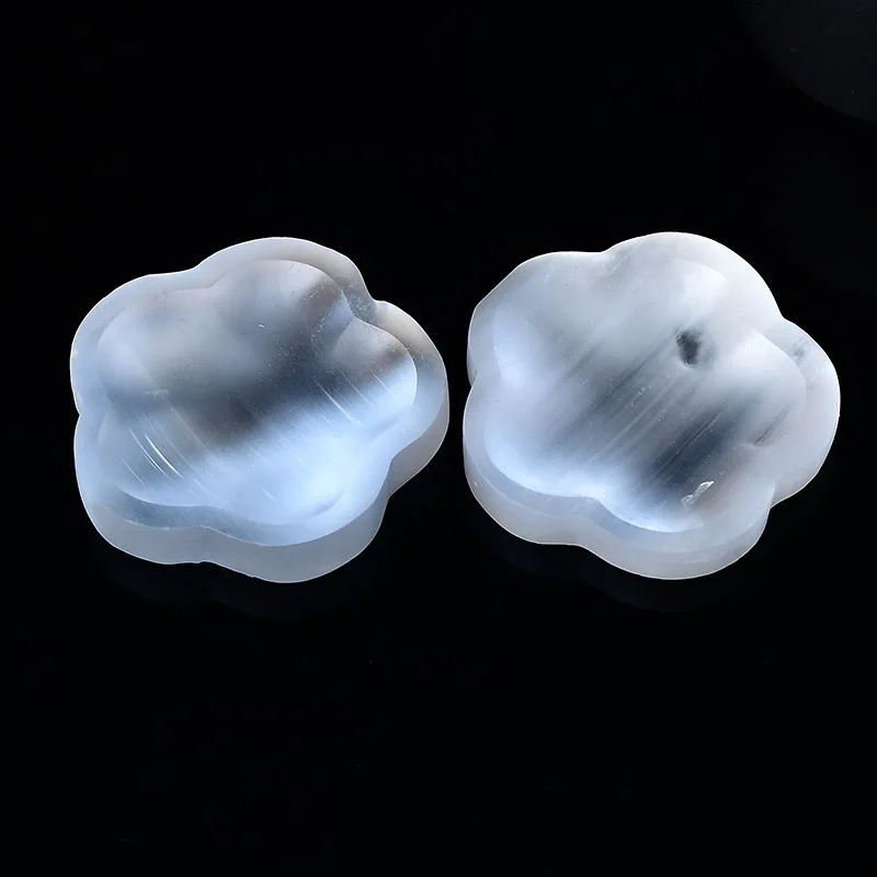 Natural Selenite Crystal Flower Shaped Bowl Chakra Reiki Healing Stone Hand Carved Home Decor Fish Tank Crafts Small Decoration
Natural Selenite Crystal Flower Shaped Bowl Chakra Reiki Healing Stone Hand Carved Home Decor Fish Tank Crafts Small Decoration