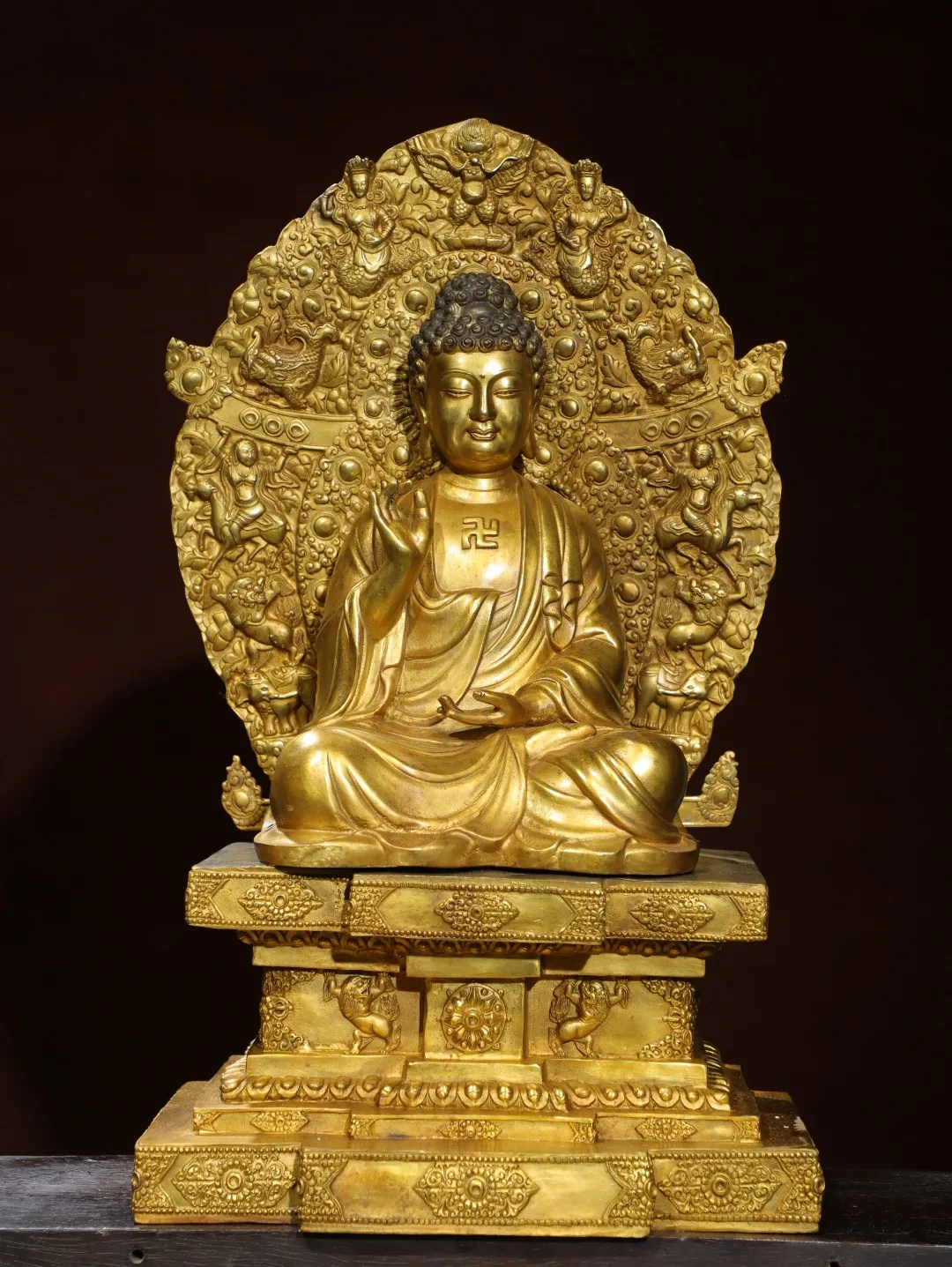 22"Tibetan Temple Collection Old Bronze Gilded Cinnabar Parinirvana Shakyamuni Buddhist Niche Buddha Platform Worship Hall
22"Tibetan Temple Collection Old Bronze Gilded Cinnabar Parinirvana Shakyamuni Buddhist Niche Buddha Platform Worship Hall