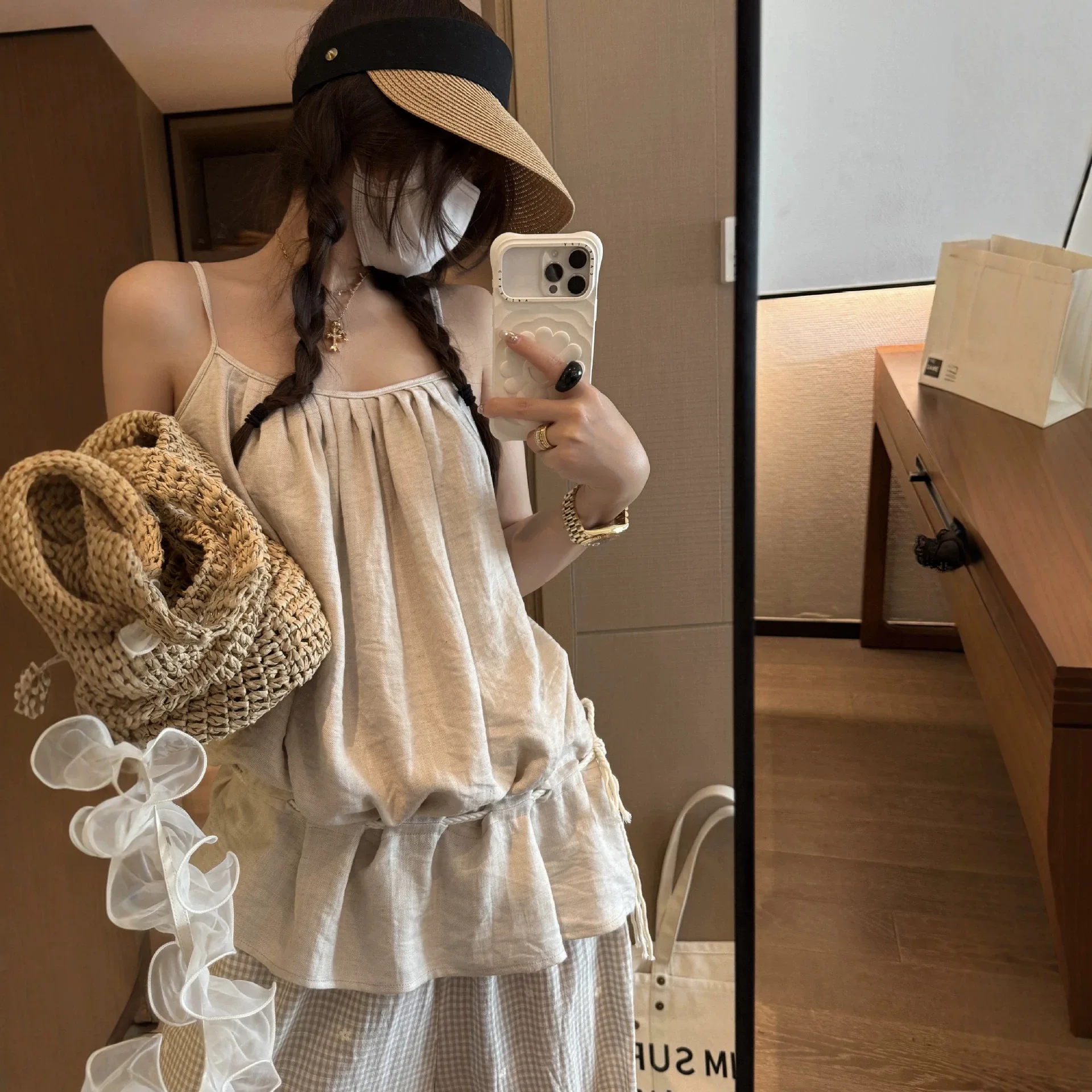 2026 New Summer Style Hemp Rope Lace Waist Camisole Women's Pure Lust Style Versatile Loose Sleeveless Top
2026 New Summer Style Hemp Rope Lace Waist Camisole Women's Pure Lust Style Versatile Loose Sleeveless Top