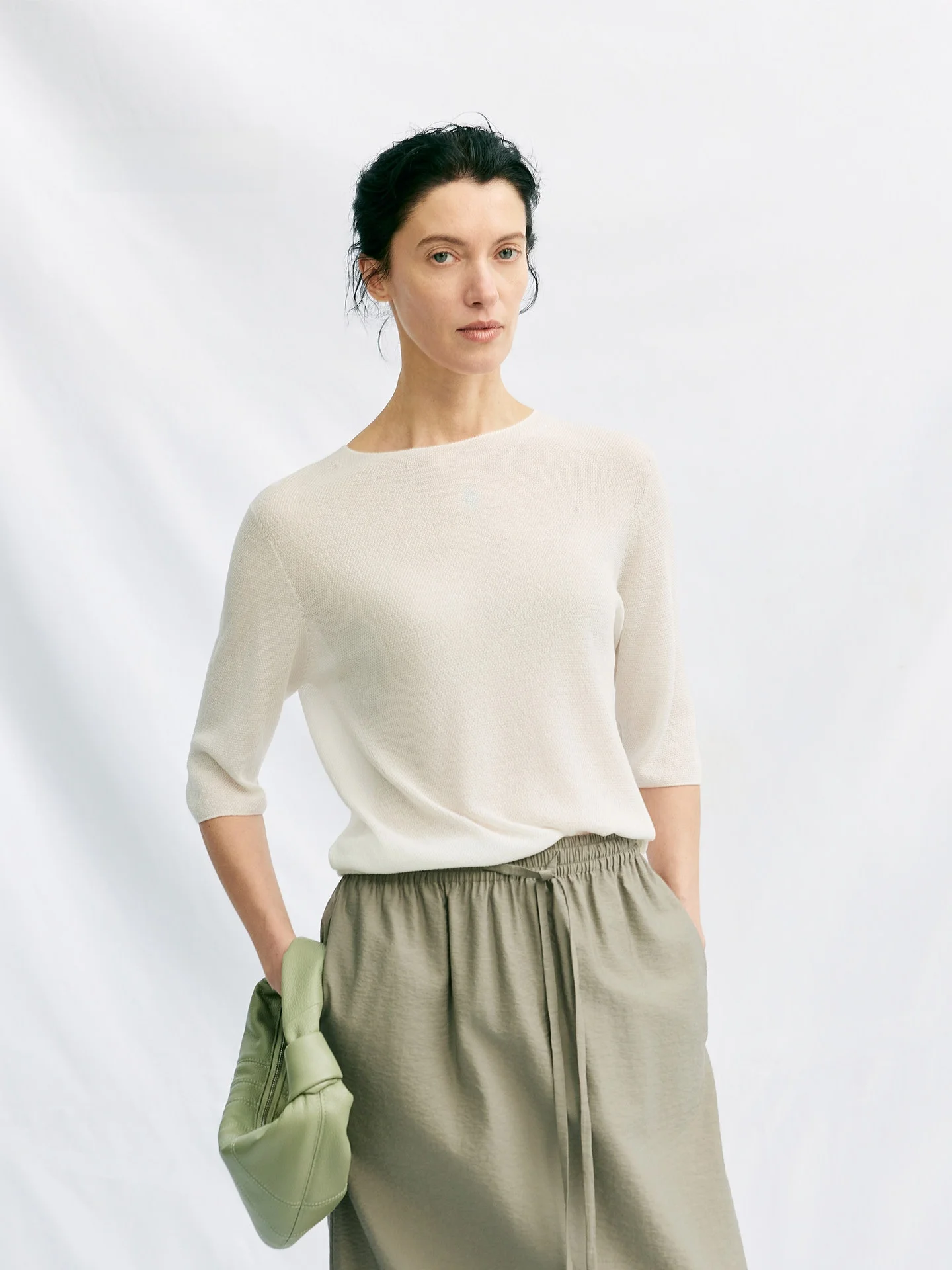 WUUO Silk Lyocell Knitted Slimming Top One-Shoulder Seven-Sleeve Casual Loose Fit T-Shirt Soft Breathable Pure Color
WUUO Silk Lyocell Knitted Slimming Top One-Shoulder Seven-Sleeve Casual Loose Fit T-Shirt Soft Breathable Pure Color