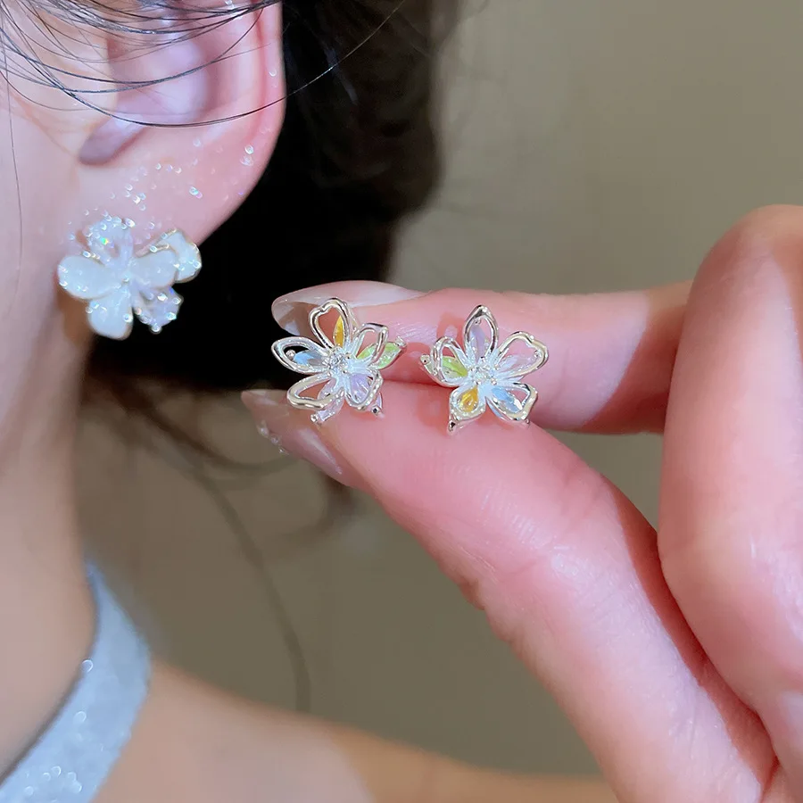 French Sparkling Zircon Flower Stud Earrings for Women Girls Double-layer Floral Copper Ear Studs Sweet Fashion Jewelry Party
French Sparkling Zircon Flower Stud Earrings for Women Girls Double-layer Floral Copper Ear Studs Sweet Fashion Jewelry Party