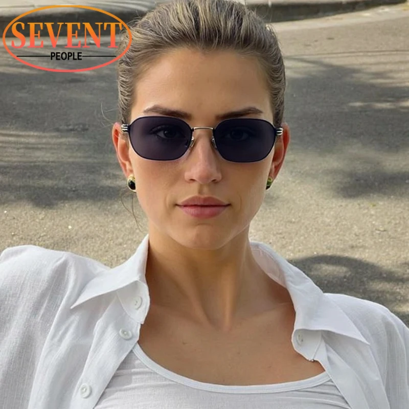 Small Frame Rectangle Punk Sunglasses Women 2025 Luxury Brand Vintage Steampunk Metal Frame Sun Glasses For Ladies Shades UV400
Small Frame Rectangle Punk Sunglasses Women 2025 Luxury Brand Vintage Steampunk Metal Frame Sun Glasses For Ladies Shades UV400