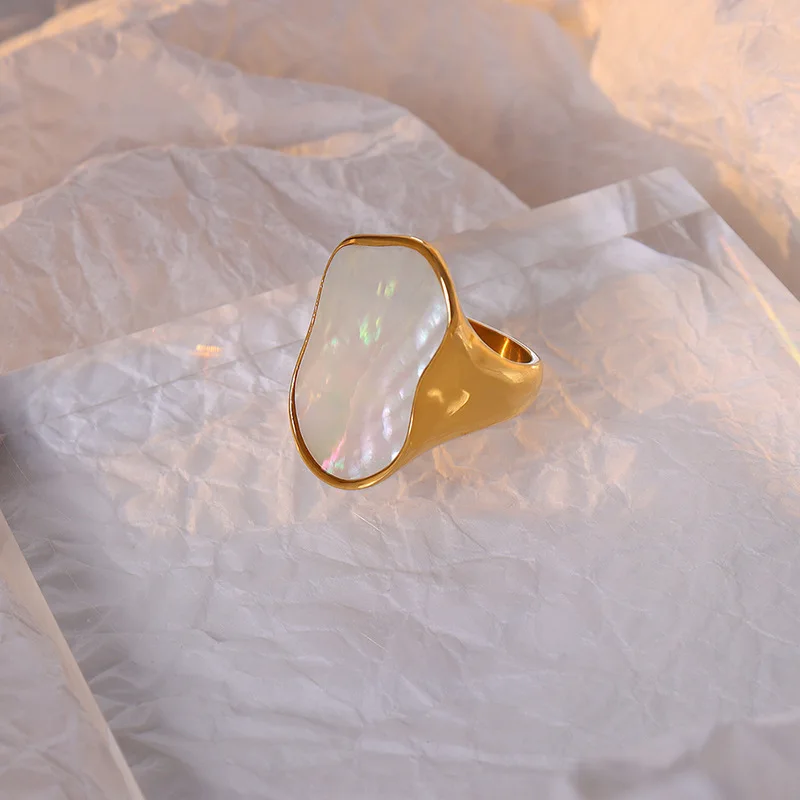 Fashionable Closed Exaggerated Design Jewelry Ring Stainless Steel 18k PVD Gold-plated Waterproof No Fading Jewelry Rings
Fashionable Closed Exaggerated Design Jewelry Ring Stainless Steel 18k PVD Gold-plated Waterproof No Fading Jewelry Rings