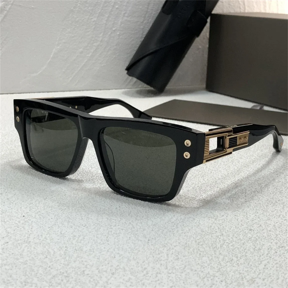 DT GRANDMASTER SEVEN Luxury Mens And Womens Sunglasses Top Quality Designer Eyeglasses Acetate UV400
DT GRANDMASTER SEVEN Luxury Mens And Womens Sunglasses Top Quality Designer Eyeglasses Acetate UV400