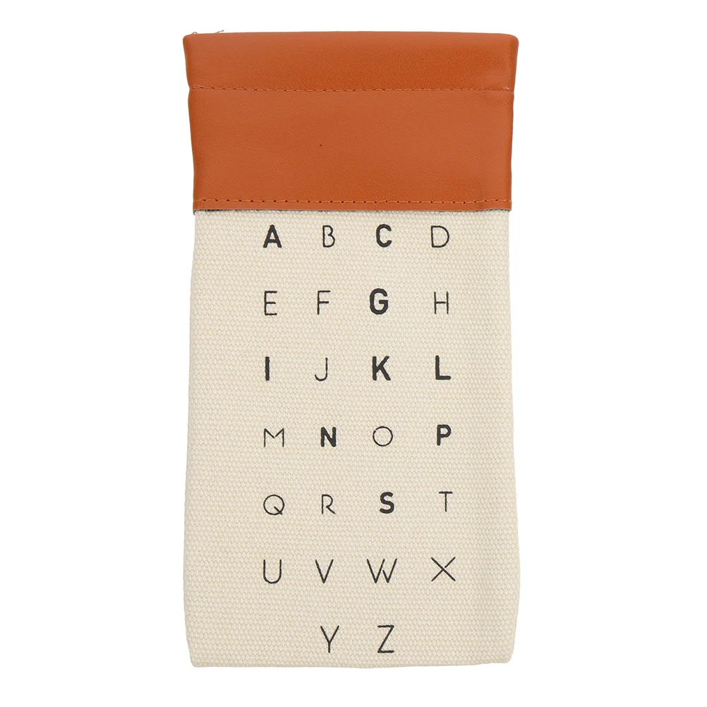 Letter Glasses Storage Bag Eyewear Holder Soft Cloth Case Sunglasses Pouches Lightweight Patchwork Design Multifunctional Travel
Letter Glasses Storage Bag Eyewear Holder Soft Cloth Case Sunglasses Pouches Lightweight Patchwork Design Multifunctional Travel