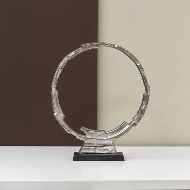 Indian aluminum silver moon wheel silent shadow abstract ornament, entrance metal sculpture art decoration
Indian aluminum silver moon wheel silent shadow abstract ornament, entrance metal sculpture art decoration