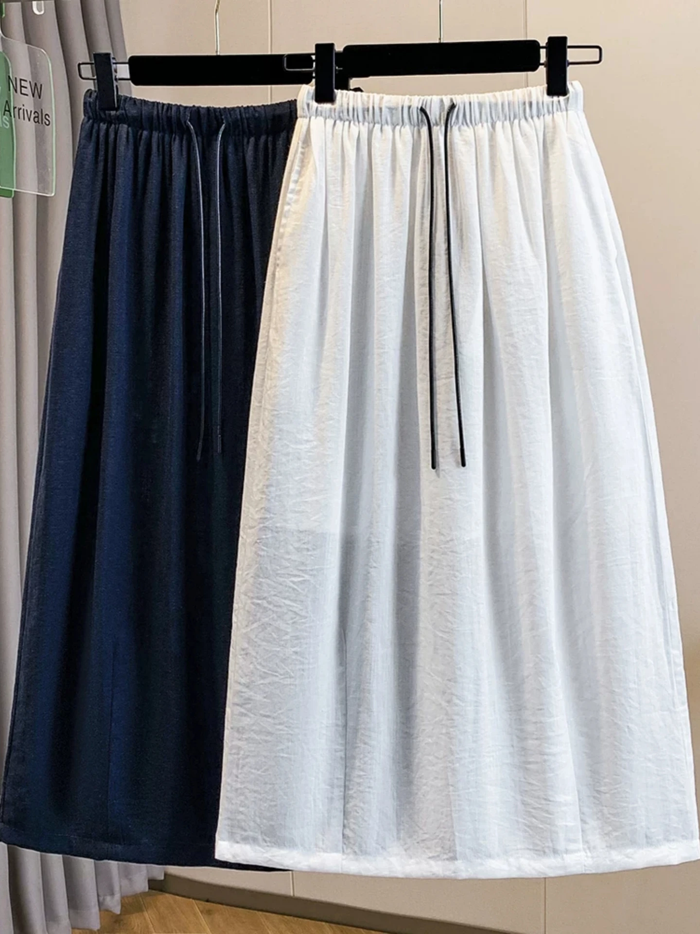 High Waist Drawstring A-Line Midi Skirt for Women Summer 2026 plus Size Flattering Design Back Split Korean Style Skirts
High Waist Drawstring A-Line Midi Skirt for Women Summer 2026 plus Size Flattering Design Back Split Korean Style Skirts