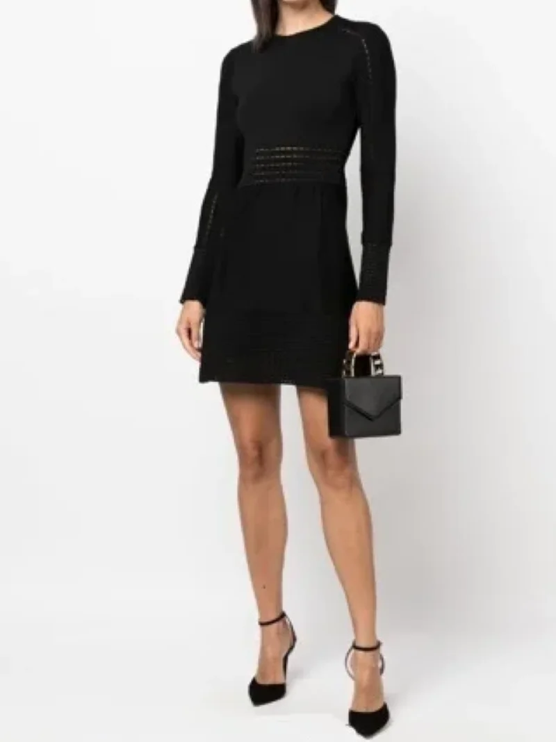 Hollow Out Waist Women's Knitted Dress Long Sleeve Round Neck Casual Ladies Mini Robe
Hollow Out Waist Women's Knitted Dress Long Sleeve Round Neck Casual Ladies Mini Robe