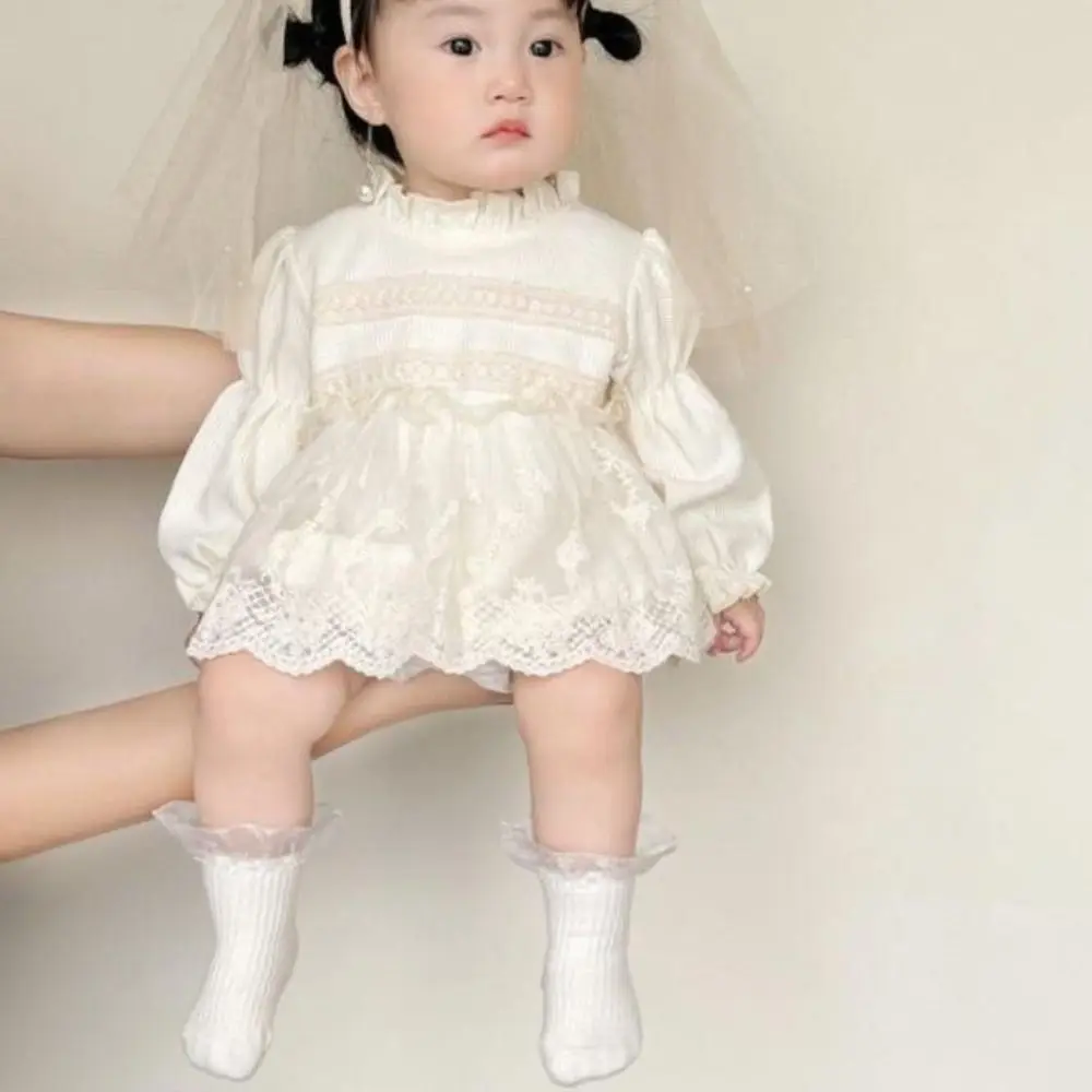Casual Outfit Lace Ruffle Baby Jumper Dress Bodysuit Fluffly Toddle Jumpsuit Infant Romper Cotton Newborn Shorts Climb Suit Baby
Casual Outfit Lace Ruffle Baby Jumper Dress Bodysuit Fluffly Toddle Jumpsuit Infant Romper Cotton Newborn Shorts Climb Suit Baby