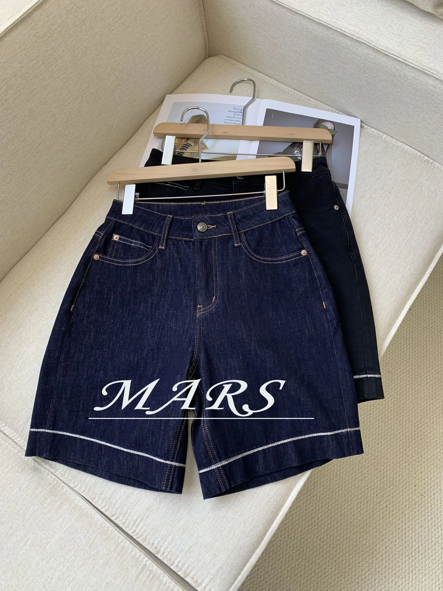 2024 Summer Fashion Casual Versatile Slim High Quality Five-Point Jeans For Women
2024 Summer Fashion Casual Versatile Slim High Quality Five-Point Jeans For Women