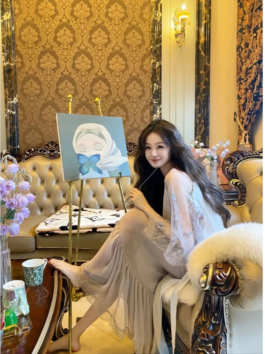 Elegant Vintage Lace Long Dress Women's Style Draping Feelings Fairy Lady Costume Polyester Fiber Long Sleeve V-Neck Dress
Elegant Vintage Lace Long Dress Women's Style Draping Feelings Fairy Lady Costume Polyester Fiber Long Sleeve V-Neck Dress