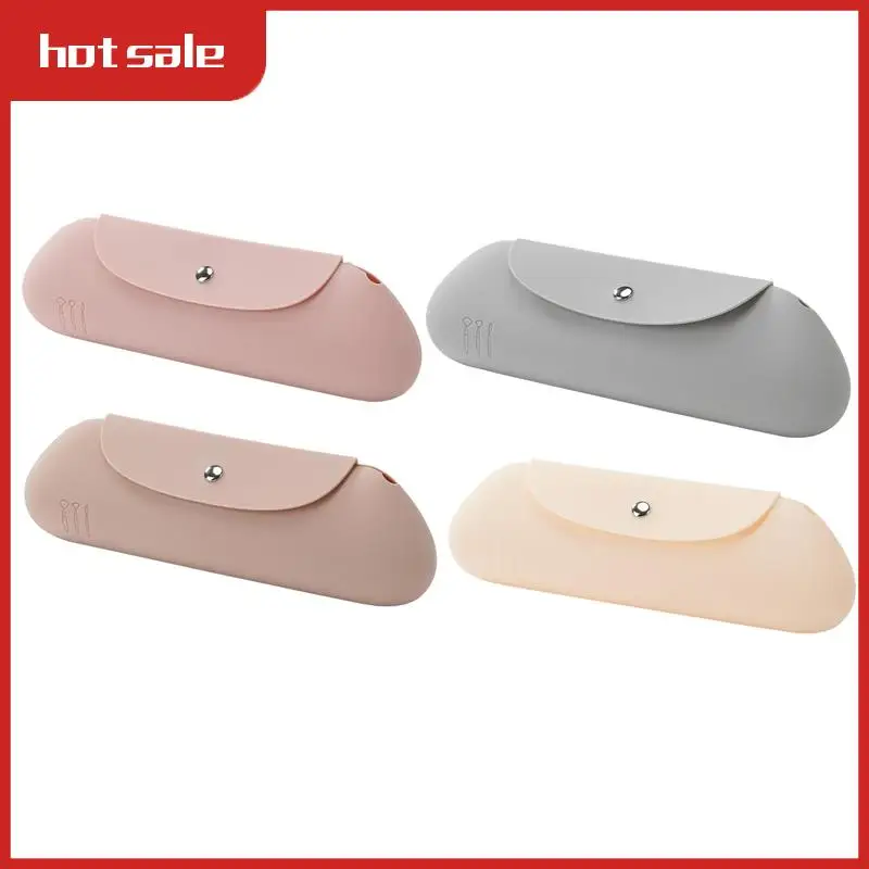 AT48-Silicone Makeup Brush Holder Travel Cosmetic Bag: Soft Portable Cosmetic Face Brushes Holder
AT48-Silicone Makeup Brush Holder Travel Cosmetic Bag: Soft Portable Cosmetic Face Brushes Holder