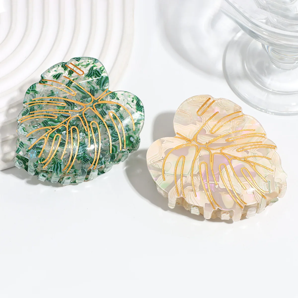 Fresh Forest Leaf Acetate Claw Clip Fashion Personalized Disc Hair Shark Clip Creative Plant Clamps for Girls Hair Accessories
Fresh Forest Leaf Acetate Claw Clip Fashion Personalized Disc Hair Shark Clip Creative Plant Clamps for Girls Hair Accessories