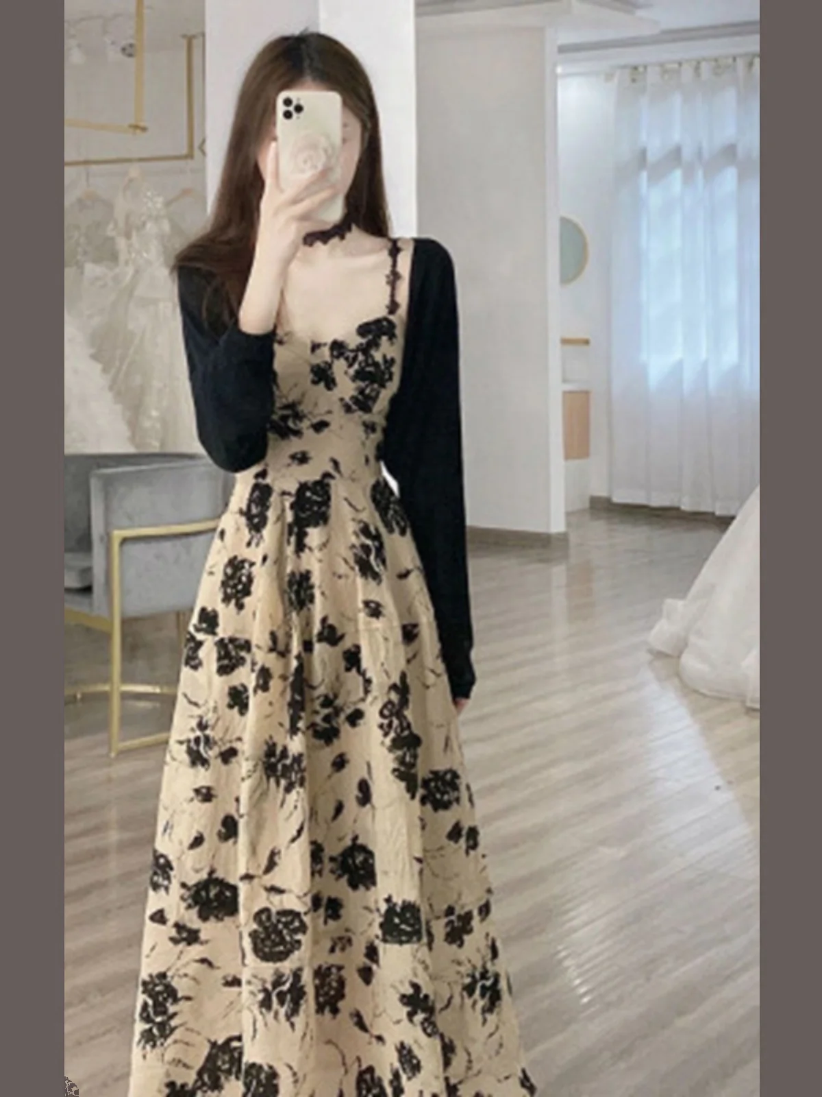 Elegant Dry Rose Floral Print Maxi Dress Set Women's Summer 2026 Two-Piece Long Gown Korean Style High Waist A-Line Skirt
Elegant Dry Rose Floral Print Maxi Dress Set Women's Summer 2026 Two-Piece Long Gown Korean Style High Waist A-Line Skirt
