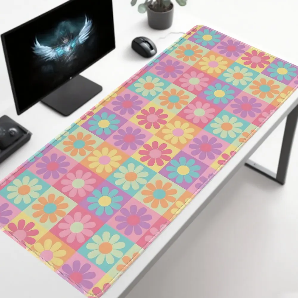 Daisy Flower Pattern Extended Gaming Mouse Pad Rubber Non-Slip Desk Mat for Office Computer