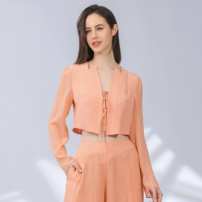 44 Momme Heavyweight Silk Stitching Georgette Silk Irregular Collar Long-sleeved Wooden Ear Trim Short Coat Women Jacket WY036
44 Momme Heavyweight Silk Stitching Georgette Silk Irregular Collar Long-sleeved Wooden Ear Trim Short Coat Women Jacket WY036