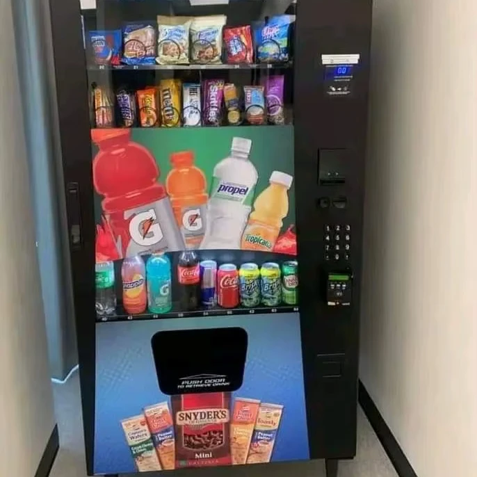 Customize Wall Mounted WaterVending Machine Without Water PurificationCustomize Wall Mounted Water Vending Machine Without Water