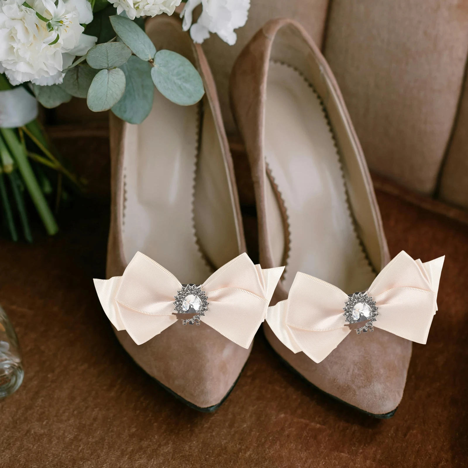 1 Pair Detachable Bowknot Shoe Clips Elegant Rhinestone Buckles Bling High Heel Bridal Wedding Decorations Women'S Clip-On
1 Pair Detachable Bowknot Shoe Clips Elegant Rhinestone Buckles Bling High Heel Bridal Wedding Decorations Women'S Clip-On