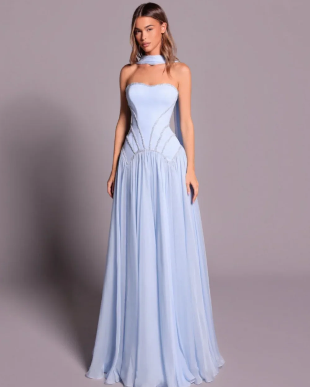 Customized Elegant Women Chiffon Rhinestone Pleat A-line Evening Dresses Classic Strapless Sleeveless Floor Lenght Prom Dresses
Customized Elegant Women Chiffon Rhinestone Pleat A-line Evening Dresses Classic Strapless Sleeveless Floor Lenght Prom Dresses