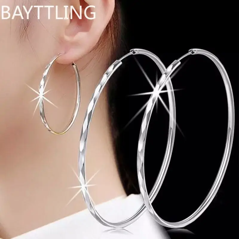 Luxury 925 Sterling Silver 5cm Large Circle Thin Hoop Earrings for Women, Original Designer Jewelry, Party Wedding Jewelry Gift
Luxury 925 Sterling Silver 5cm Large Circle Thin Hoop Earrings for Women, Original Designer Jewelry, Party Wedding Jewelry Gift