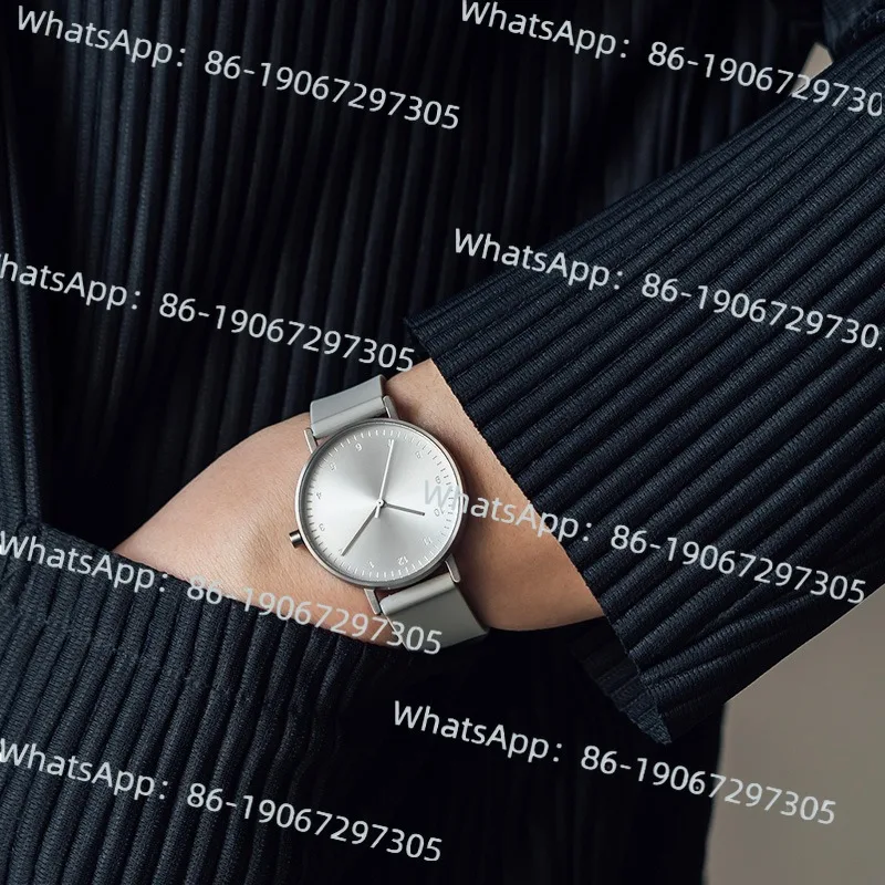 Часы Design Sense B60 Модные мужские и женские водонепроницаемые часы из нержавеющей стали в стиле ретро нейтрального дизайна
Часы Design Sense B60 Модные мужские и женские водонепроницаемые часы из нержавеющей стали в стиле ретро нейтрального дизайна