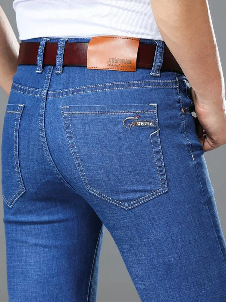 Business Casual Men's Jeans Classic Style Stretch Slim Straight Brand Jeans Young and Middle Aged Trousers Male Denim Pants
Business Casual Men's Jeans Classic Style Stretch Slim Straight Brand Jeans Young and Middle Aged Trousers Male Denim Pants