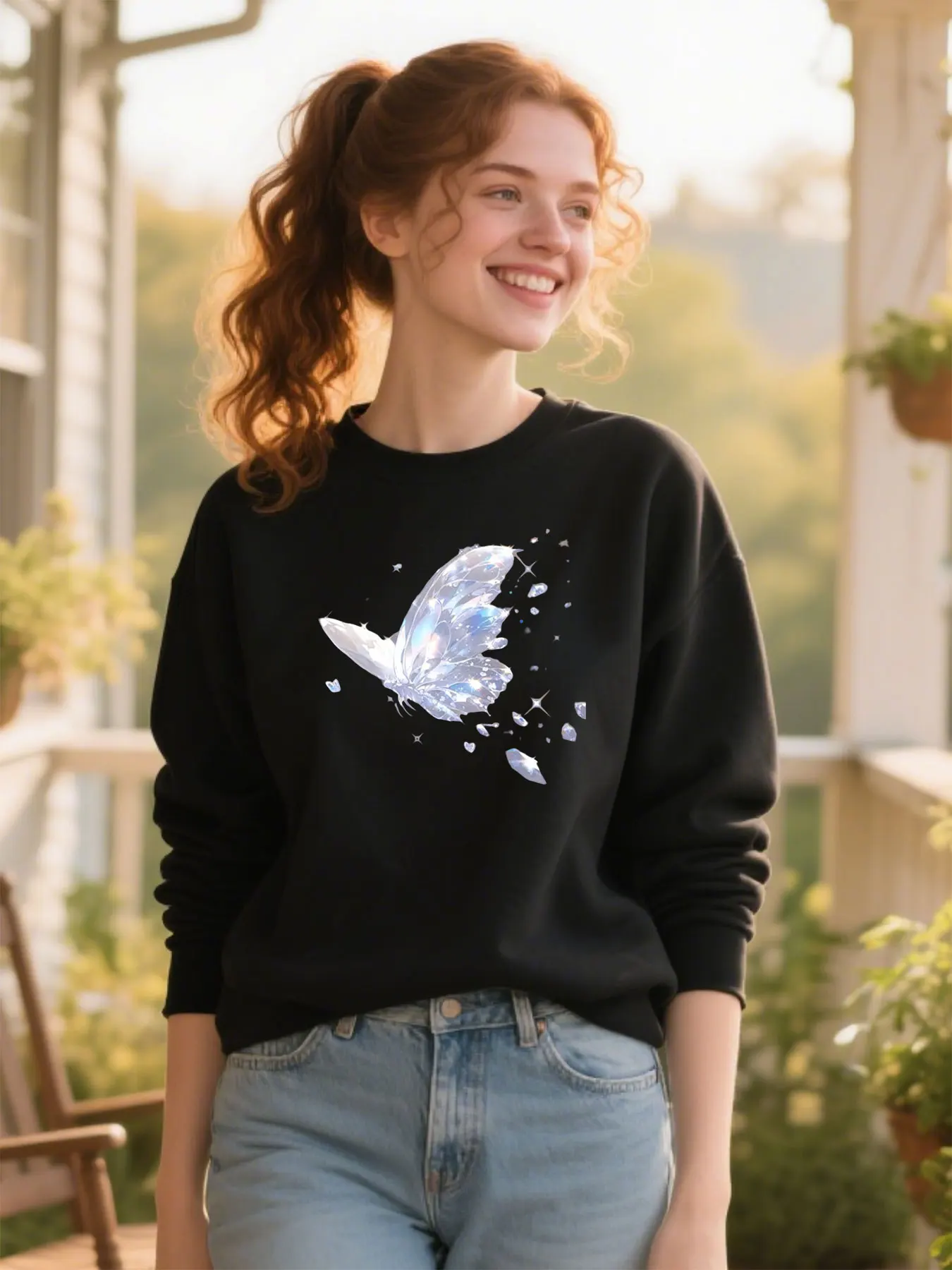 Unisex Crewneck Sweatshirt With Crystal Effect Butterfly Print All-Season Comfort Casual Versatile Christmas Gift
Unisex Crewneck Sweatshirt With Crystal Effect Butterfly Print All-Season Comfort Casual Versatile Christmas Gift