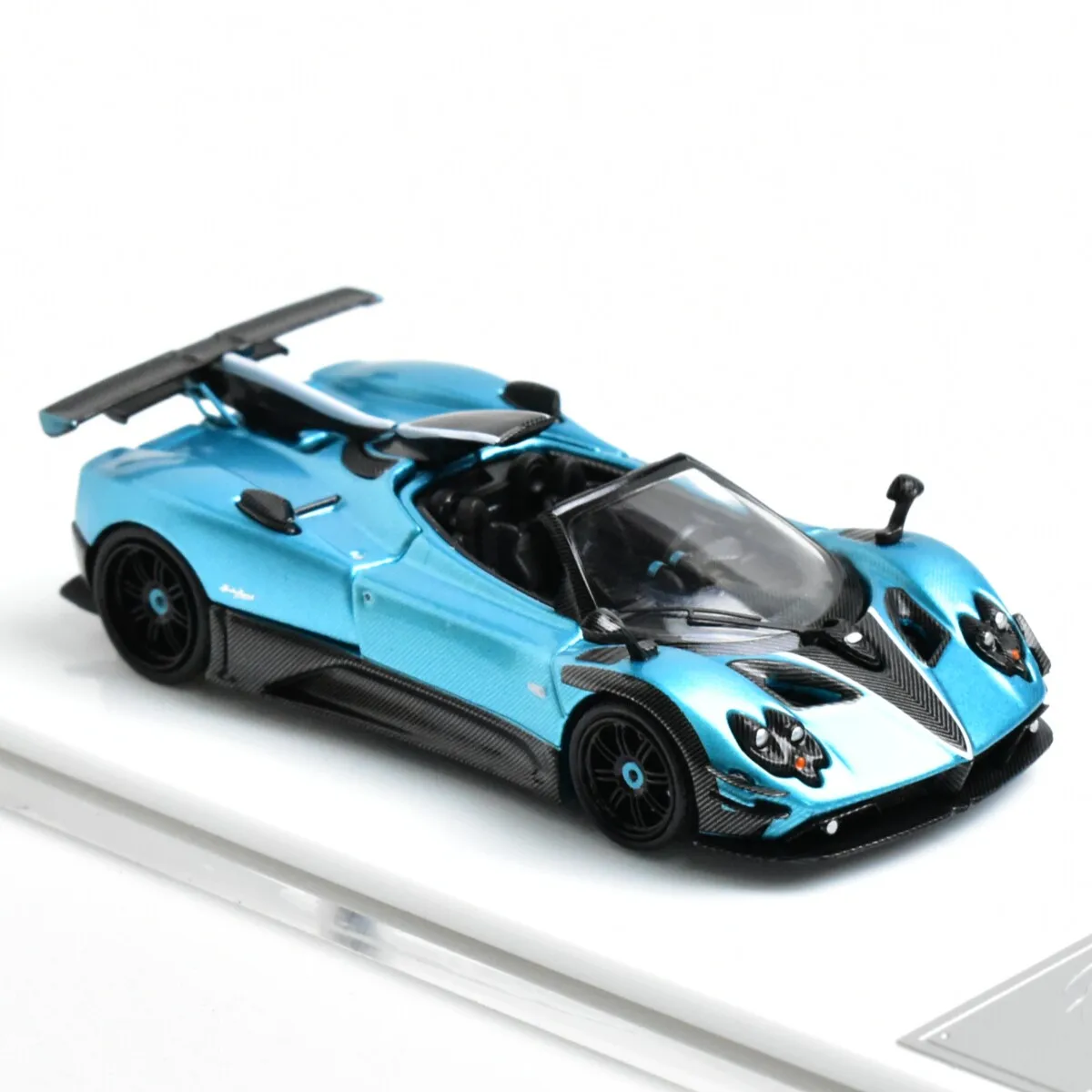 COD 1:64 Pagani Zonda Diecast Model Car
COD 1:64 Pagani Zonda Diecast Model Car