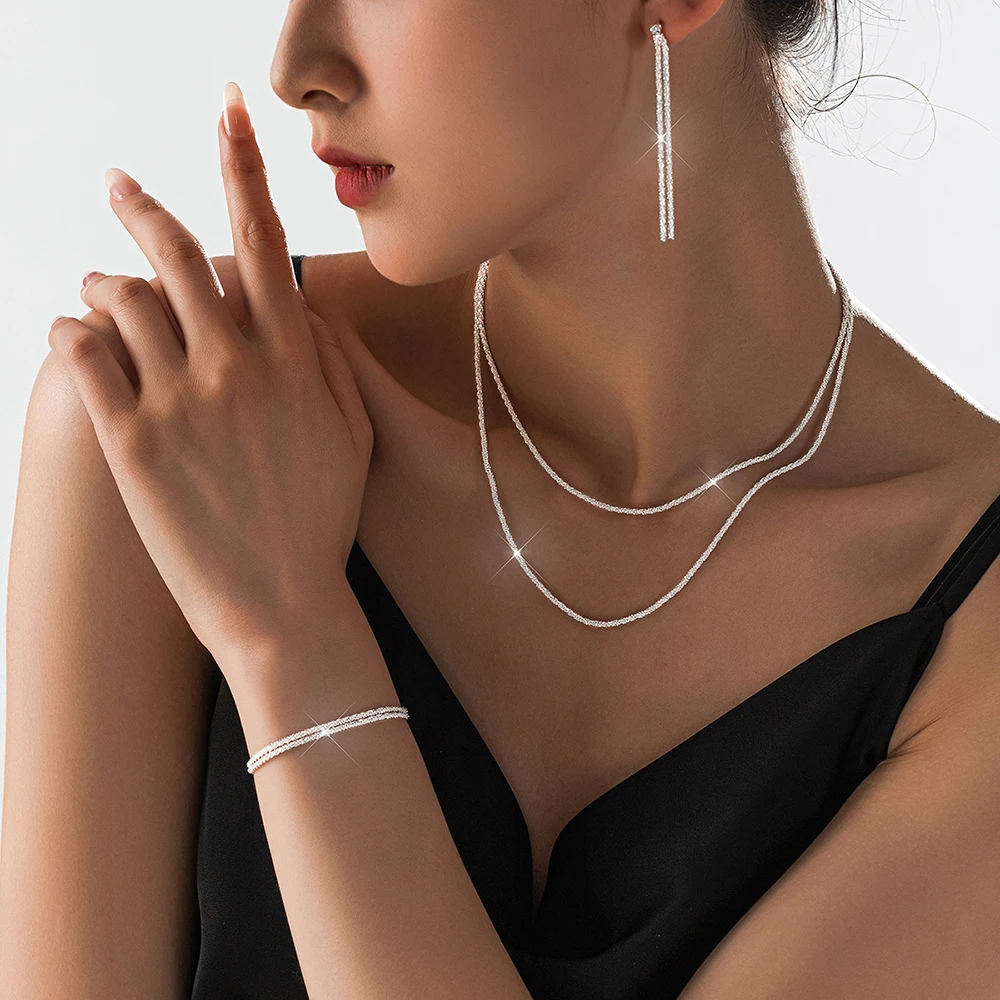 Female Fashion Shiny Rhinestone Necklace Earrings Bracelet Set Luxury Simple Temperament Collar Jewelry Accessories
Female Fashion Shiny Rhinestone Necklace Earrings Bracelet Set Luxury Simple Temperament Collar Jewelry Accessories