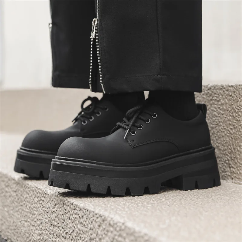 Men's Chunky Platform Derby Shoes Matte Leather Lace-up Shoes 2026 New Trendy Heightening Casual Shoes Streetwear Punk Footwear
Men's Chunky Platform Derby Shoes Matte Leather Lace-up Shoes 2026 New Trendy Heightening Casual Shoes Streetwear Punk Footwear