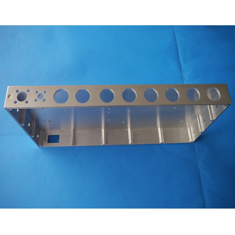 Высокоточные детали из алюминия 6061/5052, обработанные на станках с ЧПУ, для корпусов и рам беспроводной инфраструктуры
Высокоточные детали из алюминия 6061/5052, обработанные на станках с ЧПУ, для корпусов и рам беспроводной инфраструктуры