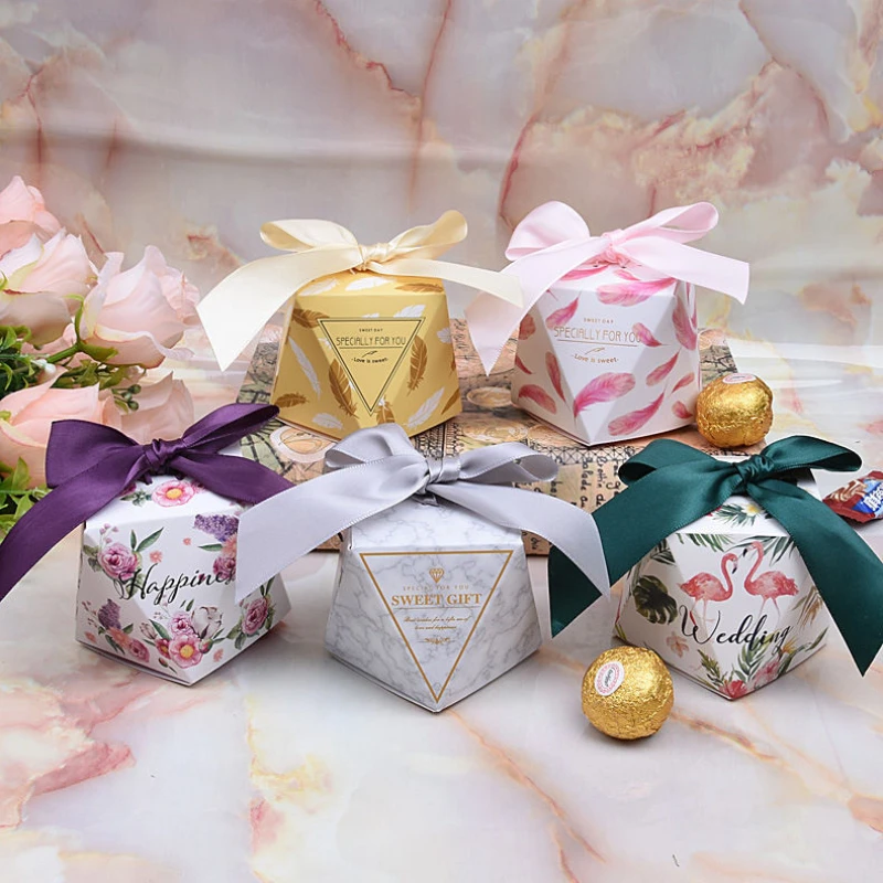 Gift Box Diamond Shape Wedding party Favors for Guests Baby Shower Candy Boxes Chocolate paper Packaging Birthday supplies
Gift Box Diamond Shape Wedding party Favors for Guests Baby Shower Candy Boxes Chocolate paper Packaging Birthday supplies