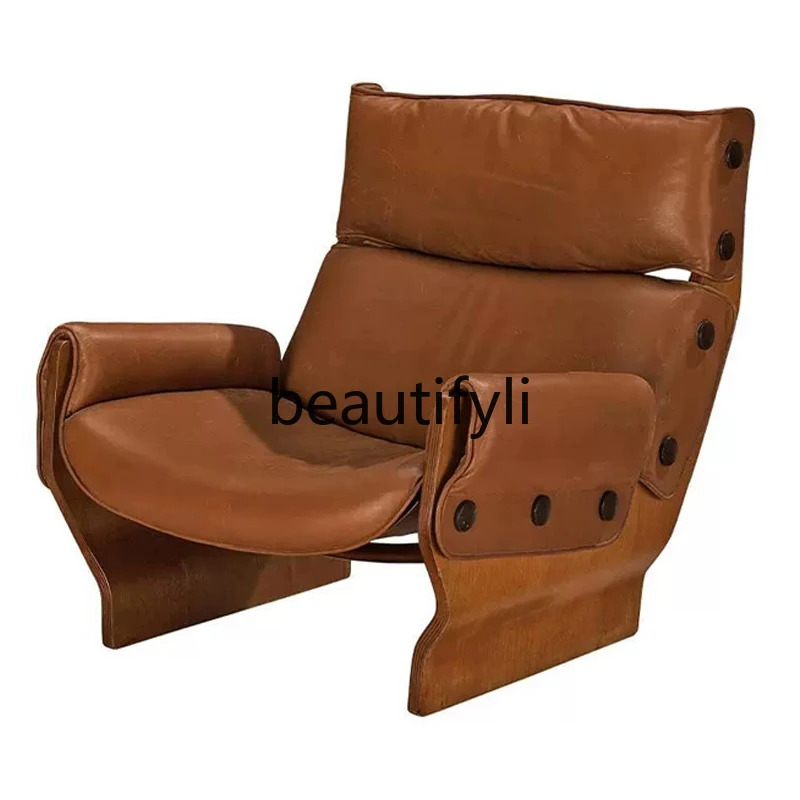 Leisure chair Italian simple retro designer solid wood special-shaped fabric button sofa chair
Leisure chair Italian simple retro designer solid wood special-shaped fabric button sofa chair