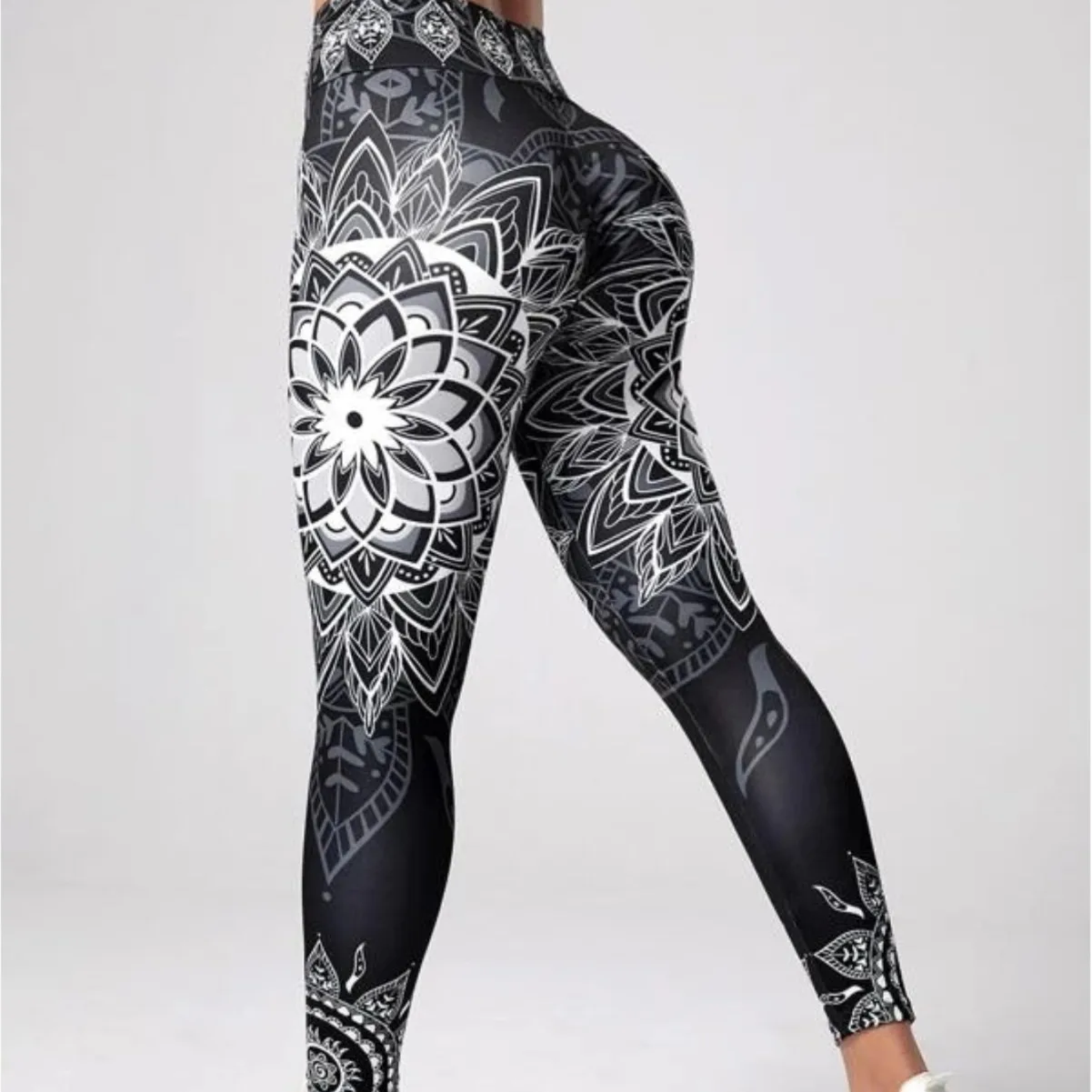 Kaleidoscope Printed Leggings Women Yoga Pants High Waist Booty Lifting Slim Leggings Pants Clothing Fitness Outdoor Sportswear
Kaleidoscope Printed Leggings Women Yoga Pants High Waist Booty Lifting Slim Leggings Pants Clothing Fitness Outdoor Sportswear