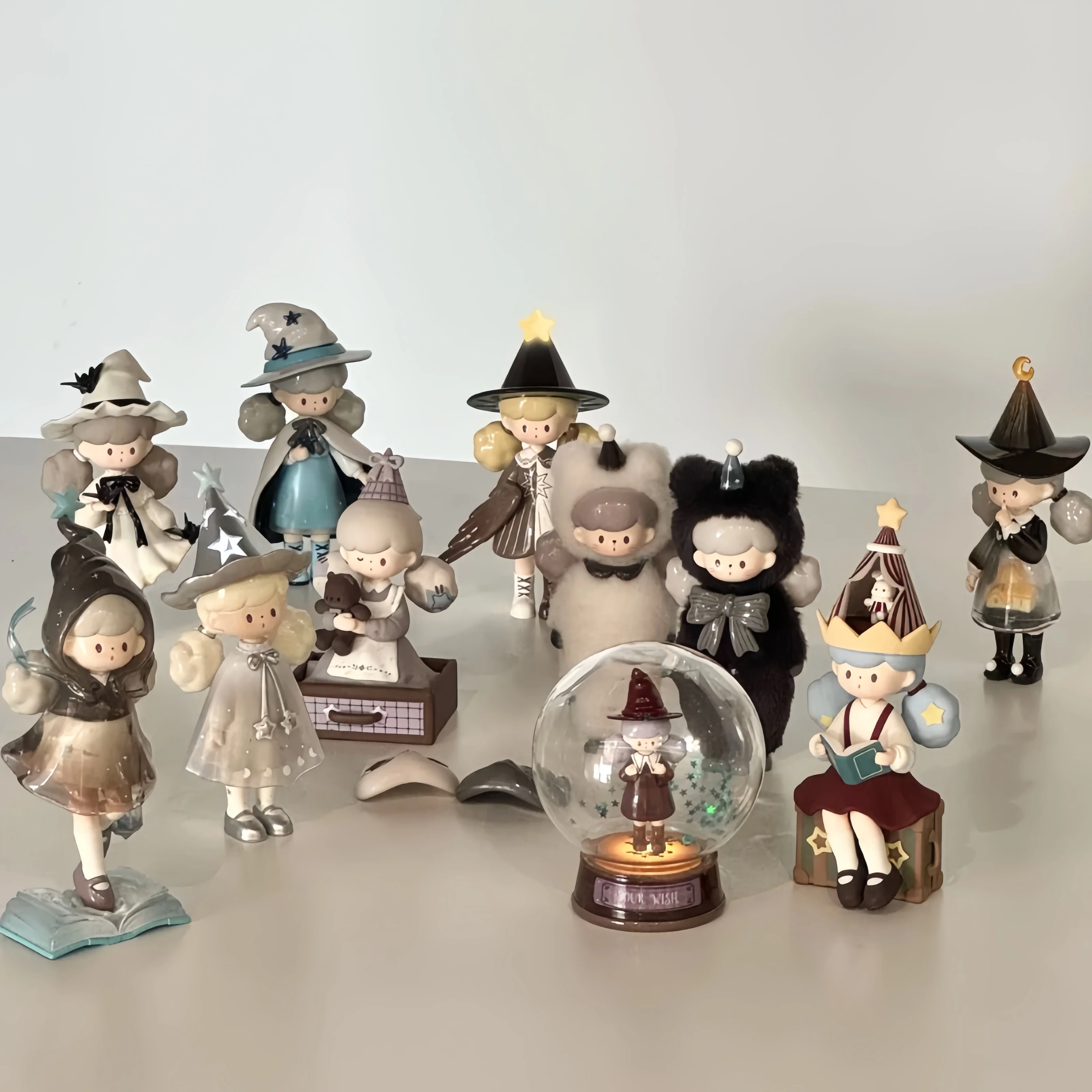 Подлинный новый продукт для поиска единорога Molinta Chasing Light Series слепая коробка попкорн сестра Kawaii орнамент модные милые игрушки подарки 
Подлинный новый продукт для поиска единорога Molinta Chasing Light Series слепая коробка попкорн сестра Kawaii орнамент модные милые игрушки подарки