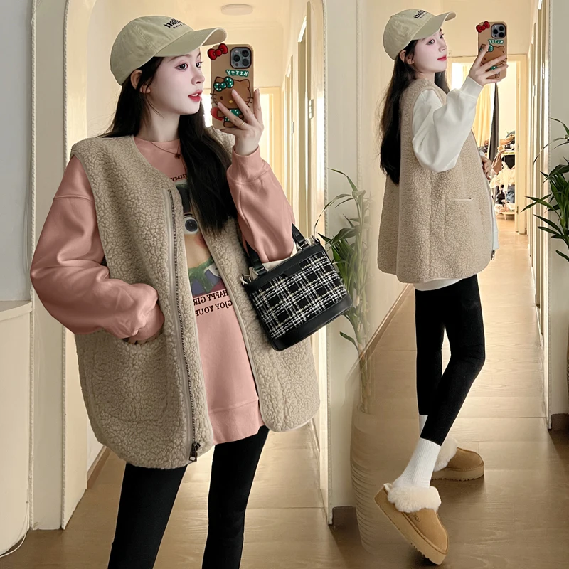 Winter Maternity Fur Coat Fashion Plus Size Sleeveless Faux Fur Outerwear Long Loose Pregnant Woman Jackets Lamb Cashmere Vest
Winter Maternity Fur Coat Fashion Plus Size Sleeveless Faux Fur Outerwear Long Loose Pregnant Woman Jackets Lamb Cashmere Vest