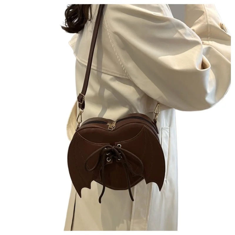 1Pc Heart Shape Women Girl's Shoulder Bag Portable ID Credit Cards Organizer Bags Stationery Cellphone Storage Holder Pouch
1Pc Heart Shape Women Girl's Shoulder Bag Portable ID Credit Cards Organizer Bags Stationery Cellphone Storage Holder Pouch